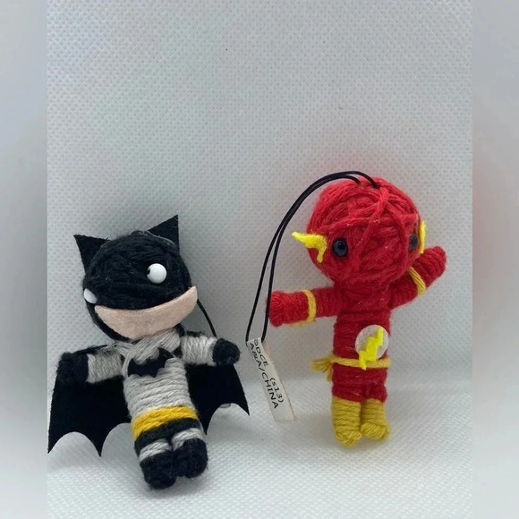 DC Comics - Batman & The Flash String Doll Keychain Voodoo Charm Figure - Picture 8 of 9